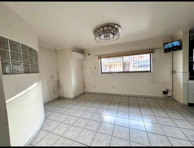 3 BEDROOM PROPERTY TO RENT IN RESERVOIR HILLS